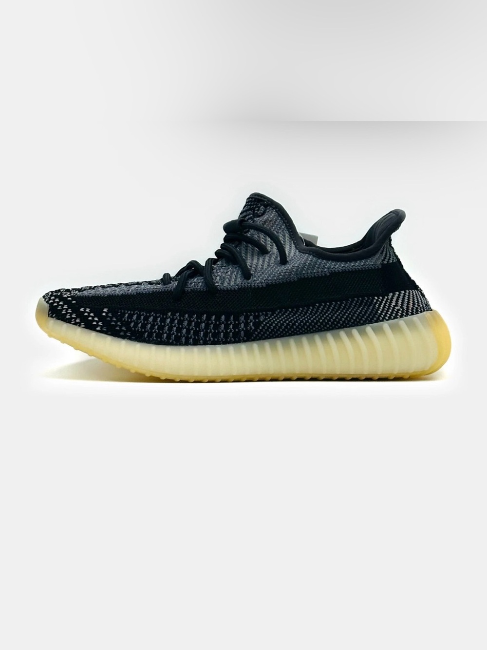Adidas Yeezy Boost 350 V2 Carbon